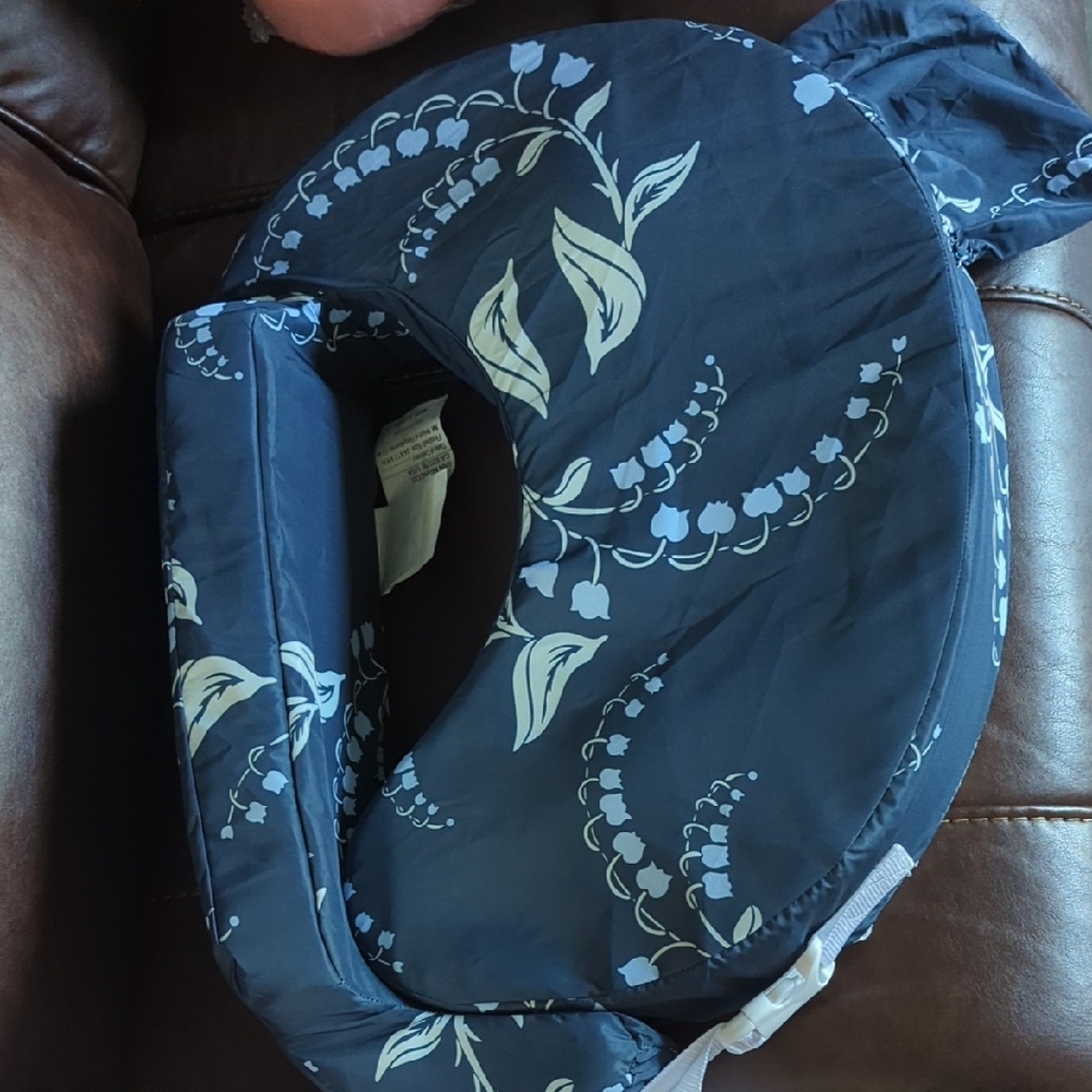 Floral Nursing Pillow